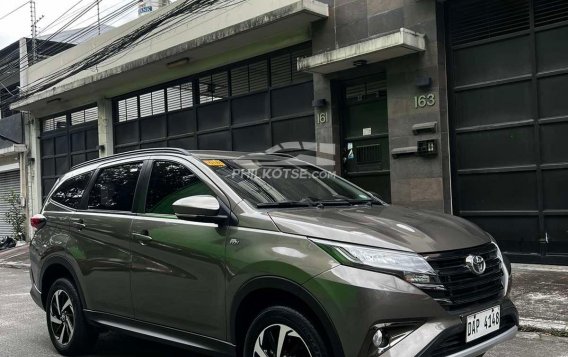 2022 Toyota Rush  1.5 G AT in Quezon City, Metro Manila-1