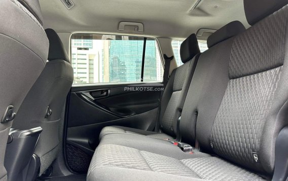 2021 Toyota Innova  2.8 E Diesel AT in Makati, Metro Manila-1