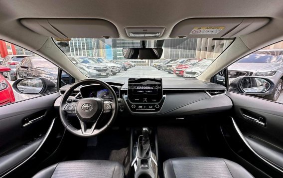 2020 Toyota Corolla Altis  1.6 V CVT in Makati, Metro Manila-18