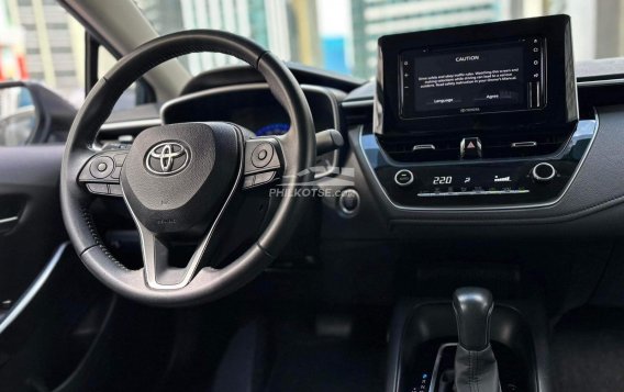 2020 Toyota Corolla Altis  1.6 V CVT in Makati, Metro Manila-7