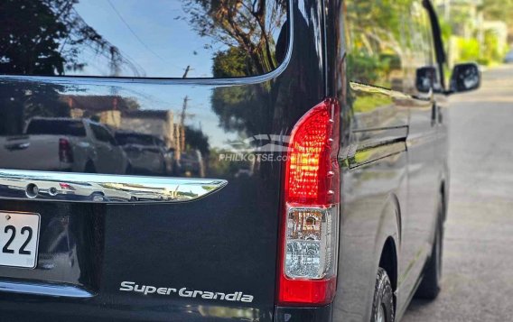 2018 Toyota Hiace Super Grandia in Manila, Metro Manila-9