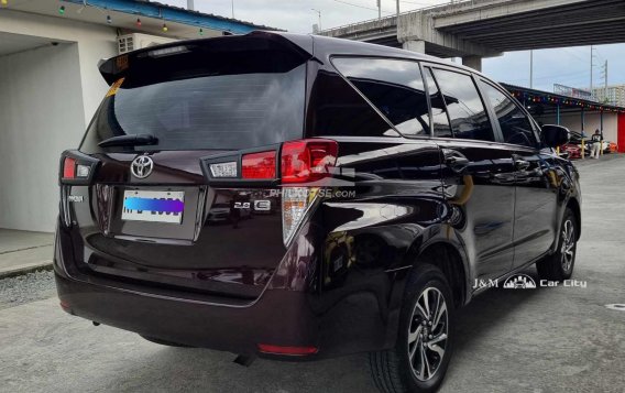 2022 Toyota Innova  2.8 E Diesel MT in Pasay, Metro Manila-4
