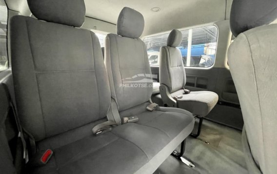 2008 Toyota Hiace in Las Piñas, Metro Manila-12