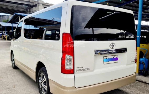 2020 Toyota Hiace  GL Grandia 3.0 A/T 2-Tone in Pasay, Metro Manila-5