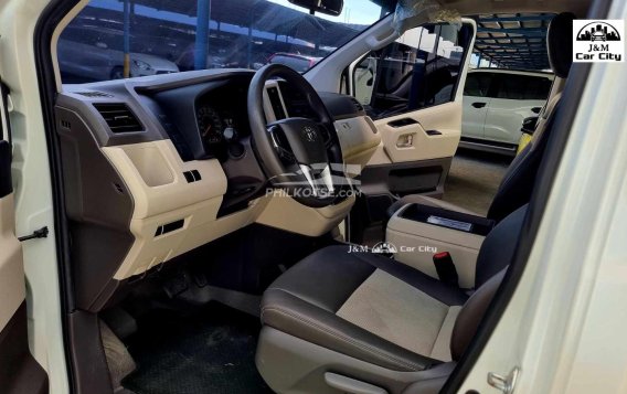 2020 Toyota Hiace  GL Grandia 3.0 A/T 2-Tone in Pasay, Metro Manila-1