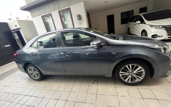 2015 Toyota Altis in Manila, Metro Manila-8