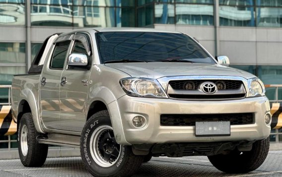 2009 Toyota Hilux  2.4 G DSL 4x2 M/T in Makati, Metro Manila-1