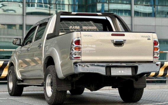 2009 Toyota Hilux in Makati, Metro Manila