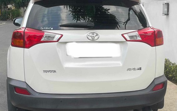 2015 Toyota RAV4 in Las Piñas, Metro Manila-2