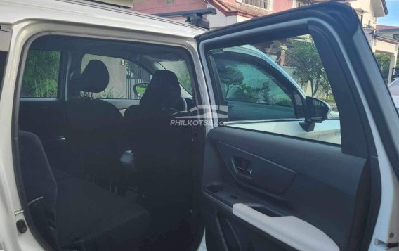 2022 Toyota Veloz V CVT (Platinum White Pearl Mica) in Manila, Metro Manila-11