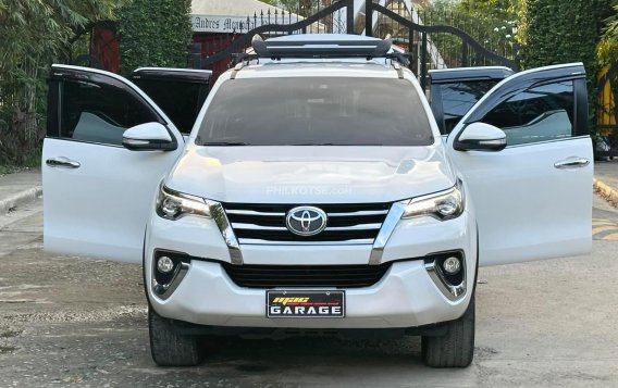 2017 Toyota Fortuner  2.8 V Diesel 4x4 AT in Manila, Metro Manila-1