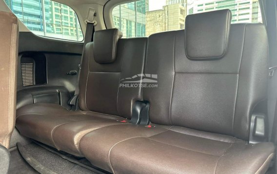 2016 Toyota Fortuner  2.4 V Diesel 4x2 AT in Makati, Metro Manila-5