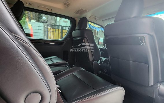 2019 Toyota Hiace Super Grandia Leather 2.8 AT in Manila, Metro Manila-14