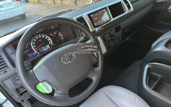 2019 Toyota Hiace  Super Grandia (Leather) 2.5 A/T 2-Tone in Manila, Metro Manila-7