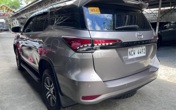 2018 Toyota Fortuner in Pasay, Metro Manila-16