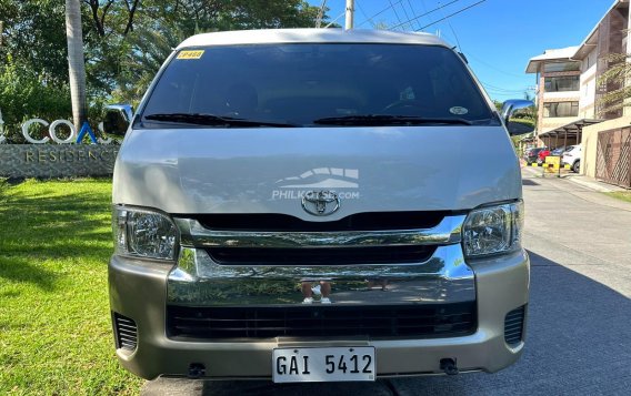 2018 Toyota Hiace  GL Grandia 3.0 A/T 2-Tone in Las Piñas, Metro Manila-14