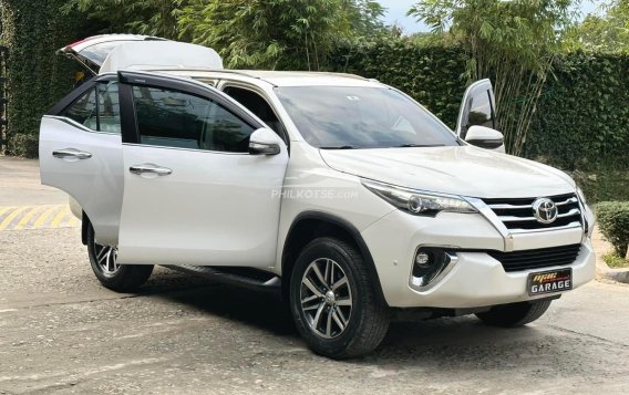 2019 Toyota Fortuner  2.4 V Diesel 4x2 AT in Manila, Metro Manila-18