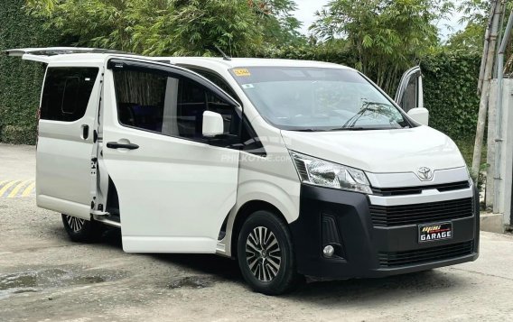2021 Toyota Hiace  Commuter Deluxe in Manila, Metro Manila-17