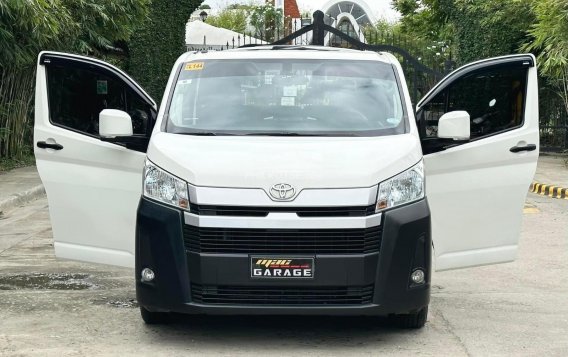 2021 Toyota Hiace  Commuter Deluxe in Manila, Metro Manila-16