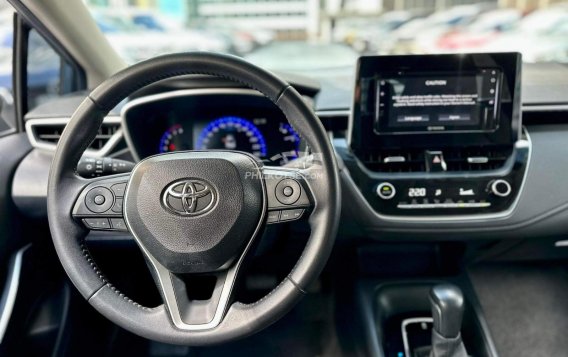 2020 Toyota Corolla Altis  1.6 V CVT in Makati, Metro Manila-16