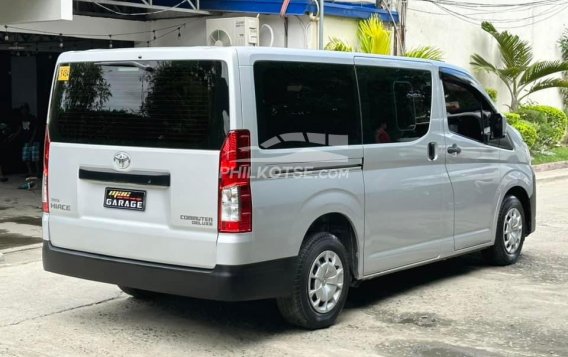 2021 Toyota Hiace  Commuter Deluxe in Manila, Metro Manila-14