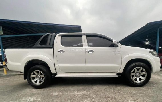 2013 Toyota Hilux  2.8 G DSL 4x4 A/T in Quezon City, Metro Manila-15