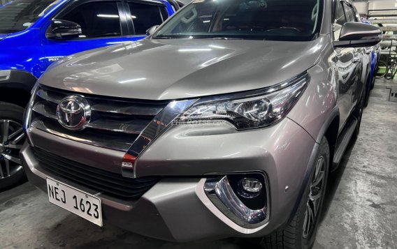2019 Toyota Fortuner in Caloocan, Metro Manila-6