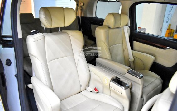 2017 Toyota Alphard  3.5 Gas AT in Lemery, Batangas-20