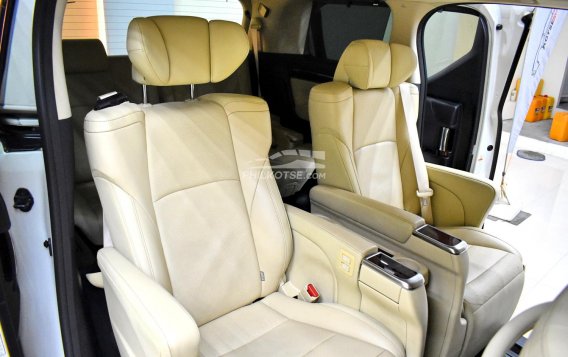 2017 Toyota Alphard  3.5 Gas AT in Lemery, Batangas-11