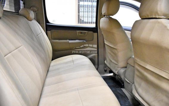 2015 Toyota Hilux  2.4 G DSL 4x2 A/T in Lemery, Batangas-7