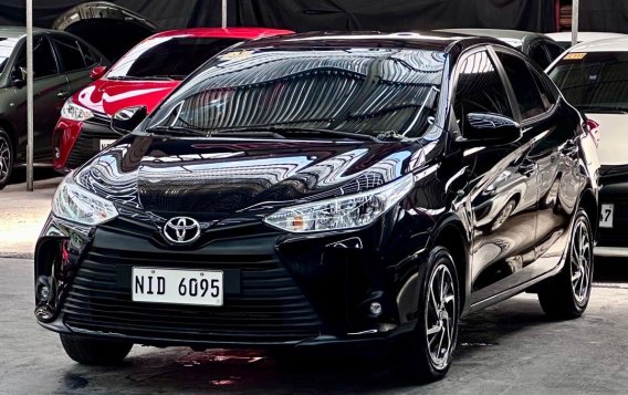 Selling White Toyota Vios 2022 in Parañaque-1