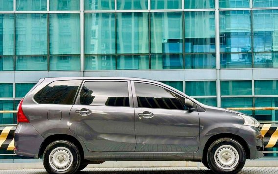 White Toyota Avanza 2016 for sale in Makati-9
