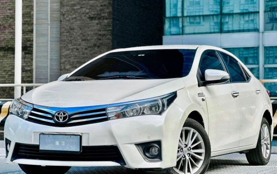 Sell White 2015 Toyota Altis in Makati-2