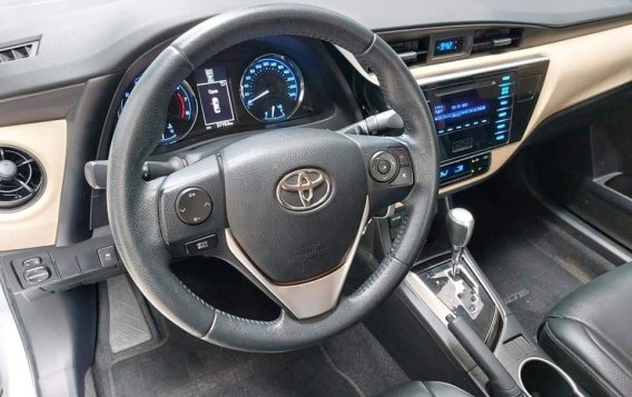 White Toyota Altis 2018 for sale in Quezon City-9