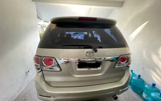 White Toyota Fortuner 2014 for sale in Makati-3