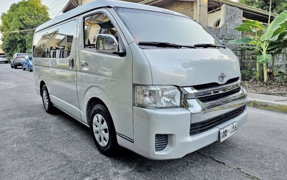 Sell White 2016 Toyota Grandia in Bacoor-4