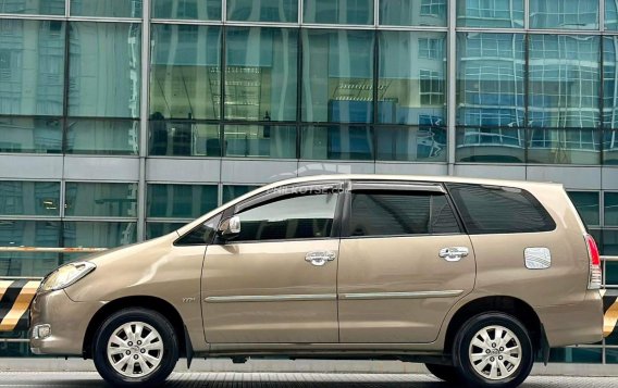 2011 Toyota Innova in Makati, Metro Manila-1