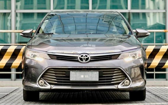 2016 Toyota Camry  2.5 V in Makati, Metro Manila-8