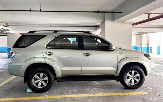 White Toyota Fortuner 2008 for sale in 