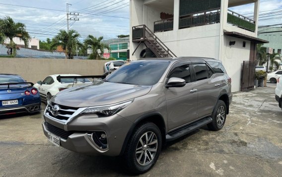 Sell White 2020 Toyota Fortuner in San Pablo