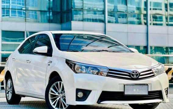 Sell White 2015 Toyota Altis in Makati-1