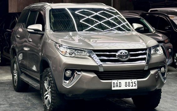 White Toyota Fortuner 2017 for sale in 