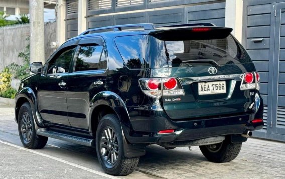Selling Green Toyota Fortuner 2015 in Manila-4