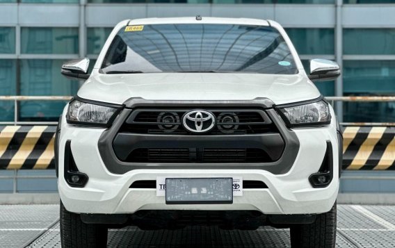 White Toyota Hilux 2023 for sale in Manual-1