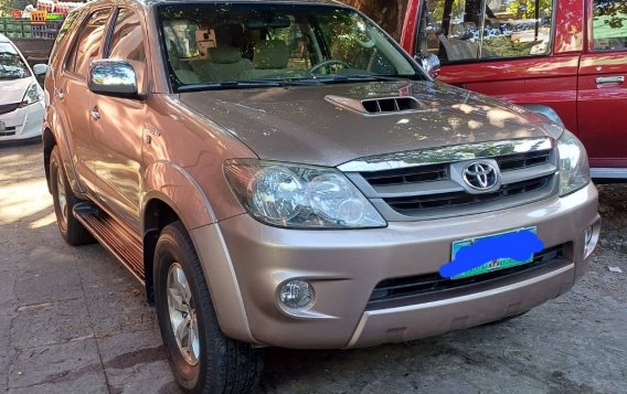 White Toyota Fortuner 2006 for sale in 