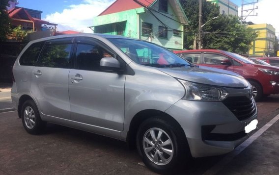 White Toyota Avanza 2016 for sale in Marikina-1