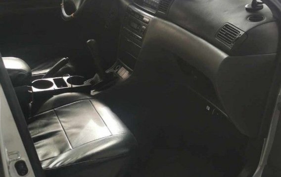 White Toyota Altis 2004 for sale in Taguig