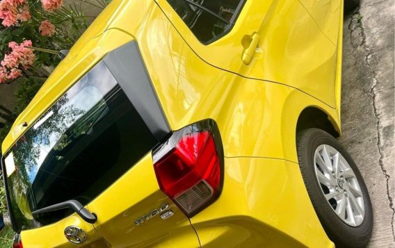 Selling Yellow Toyota Wigo 2023 in Quezon City-2