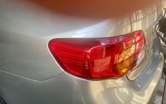 Sell White 2009 Toyota Altis in Manila-4