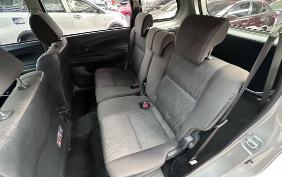 White Toyota Avanza 2021 for sale in Parañaque-3